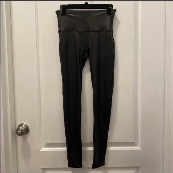 Spanx Faux Leather Leggings - Picture 4 of 5